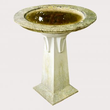 Centrepiece Bird Bath