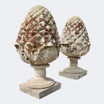 Large Acorn Finials 